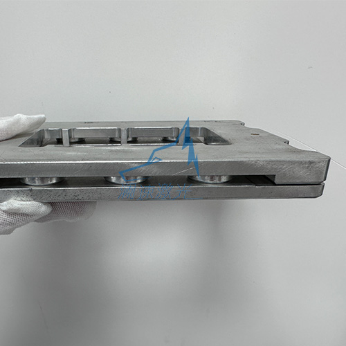 鋁合金激光焊接機(jī) 鋁合金激光焊接機(jī)